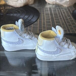 Nike Kids White and Yellow Sneakers